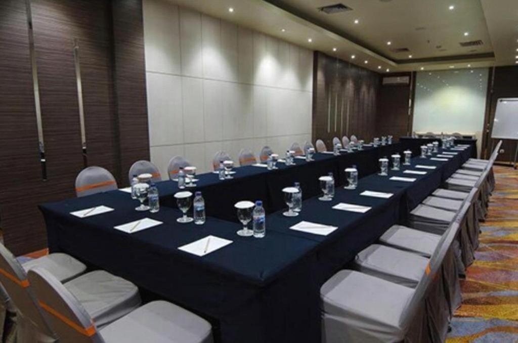 Aria Barito Hotel Banjarmasin  Kültér fotó