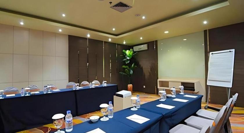Aria Barito Hotel Banjarmasin  Kültér fotó