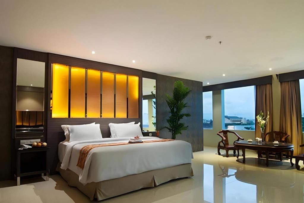 Aria Barito Hotel Banjarmasin  Kültér fotó