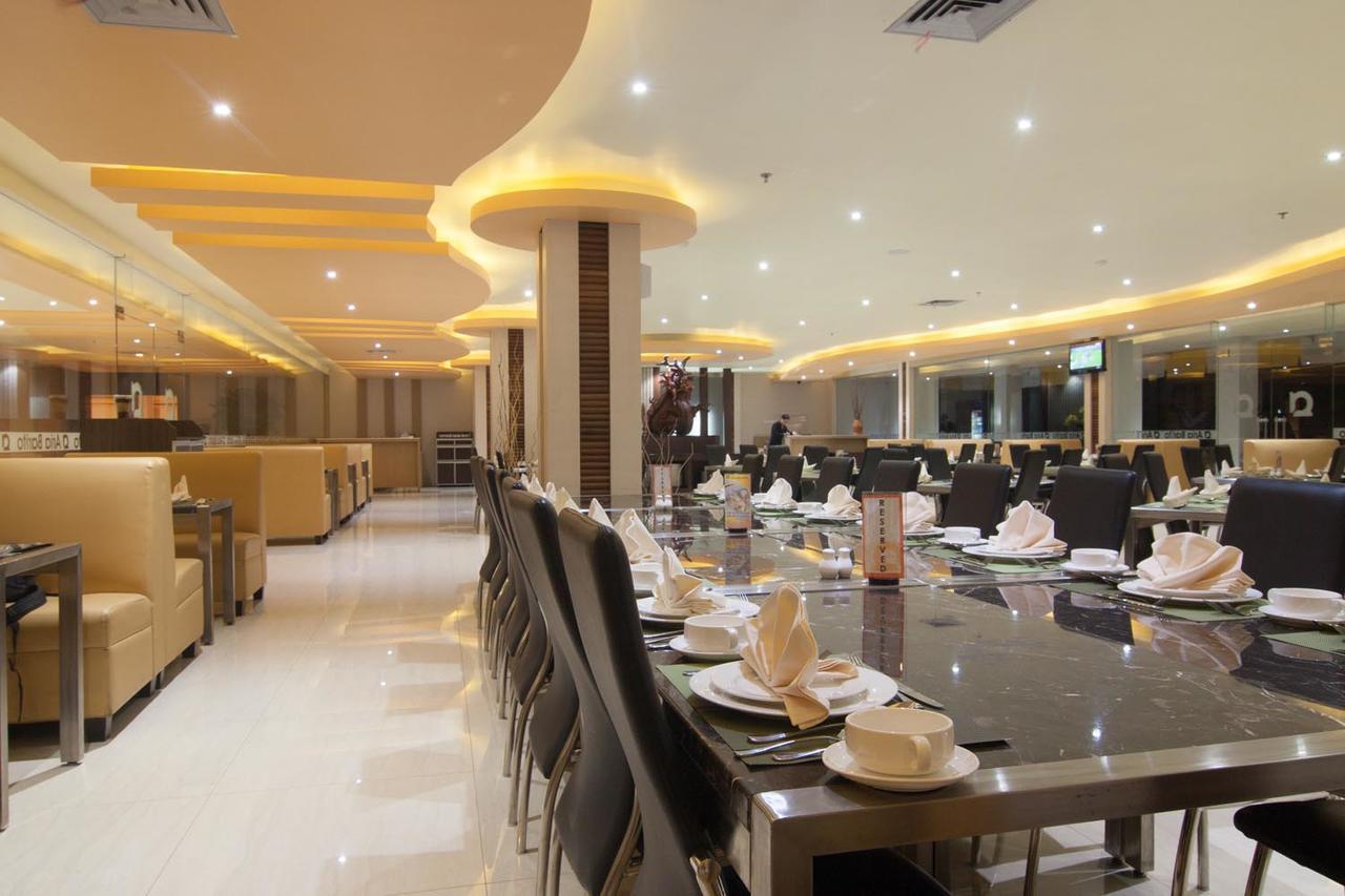 Aria Barito Hotel Banjarmasin  Kültér fotó